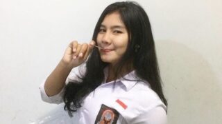 Latest Viral Video Phenomenon Of ABG Viral SMA Wiwik Terpaksa Nungging Karena Ayank Lagi Sagne Top Trending Global 2025