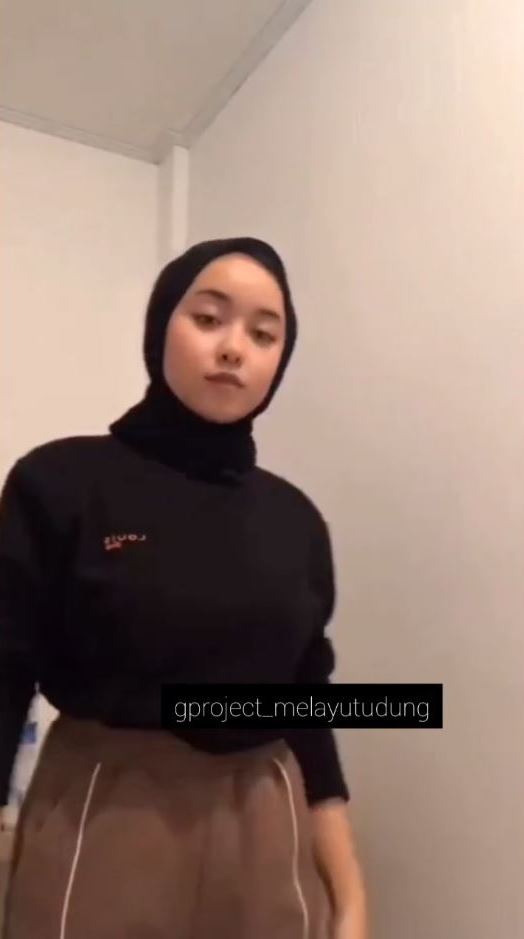 Hijab Viral Menjadi Salah Satu Incaran Netizen Di Media Sosial Indonesia Enaknya Dijepit Paha Top 2026