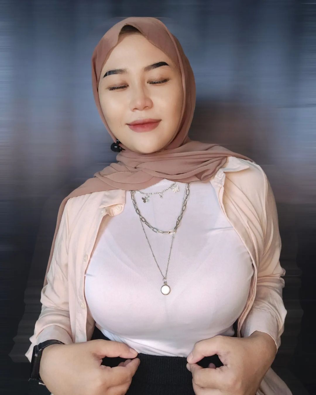 Tante Today’s Phenomenon Jilbab Indo Viral Kau Adalah Racun Tercantik