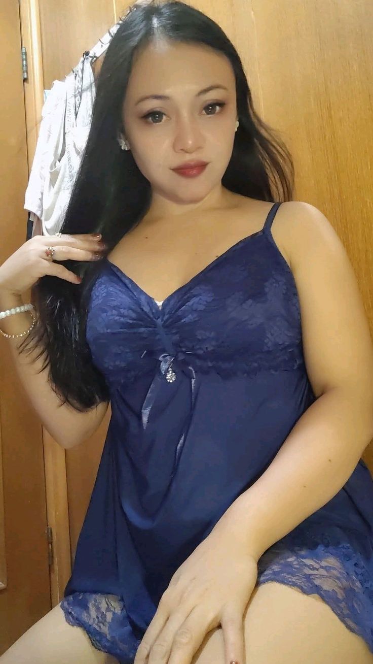 What does Viral tante mean in Indonesian?